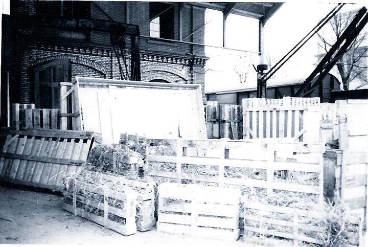 Archivfoto aus der Werkstatt der Glaserei Piccini